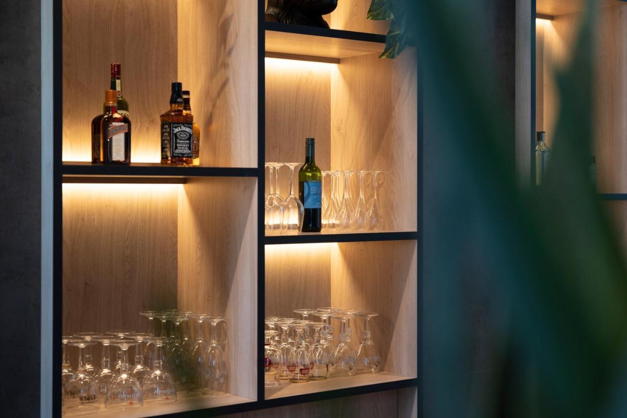 B&B Hotel Хасселт Экстерьер фото